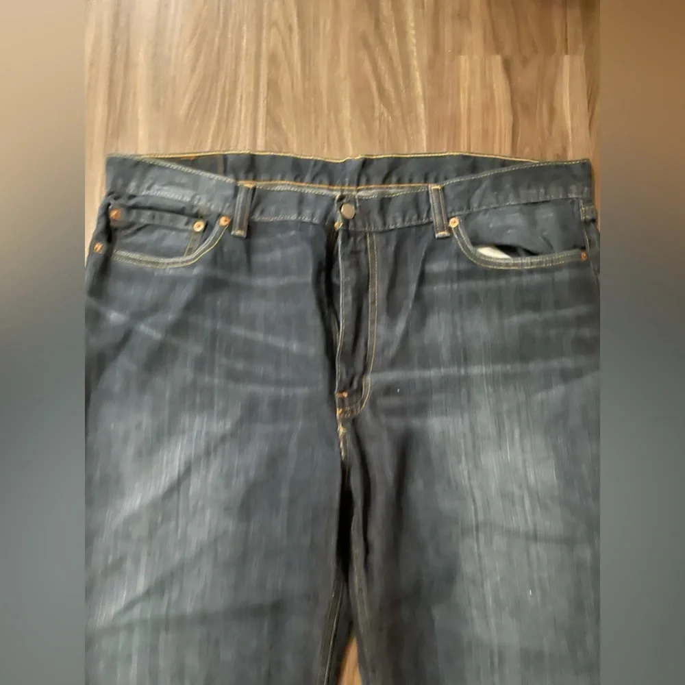 Levi's Dark Blue Men’s 514 Straight Jeans size 40X32 - Picture 5 of 6